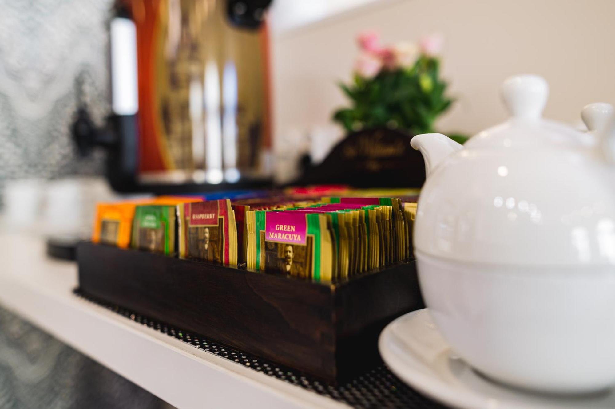 Moris Boutique Beach Hotel 格但斯克 外观 照片