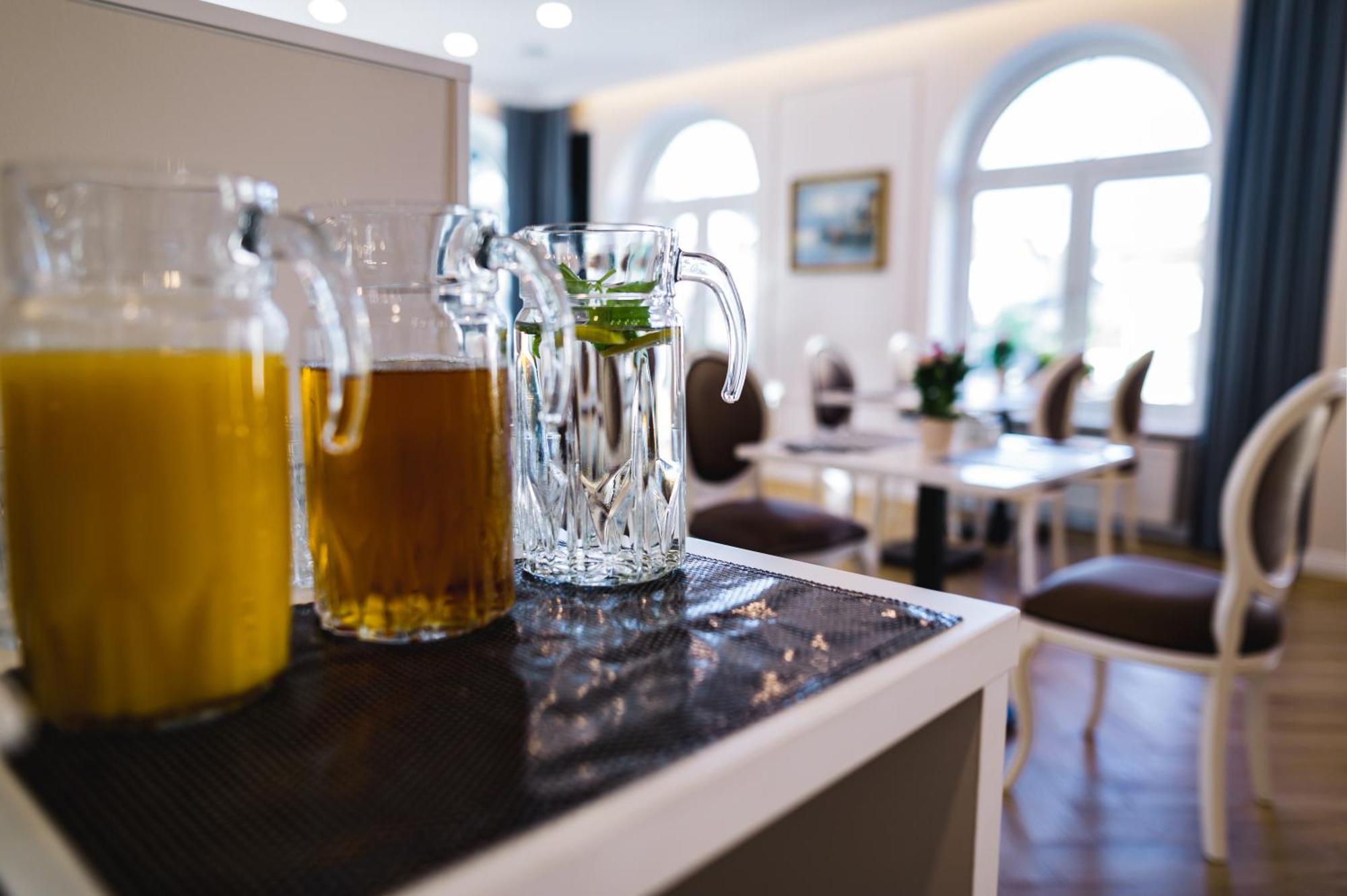 Moris Boutique Beach Hotel 格但斯克 外观 照片