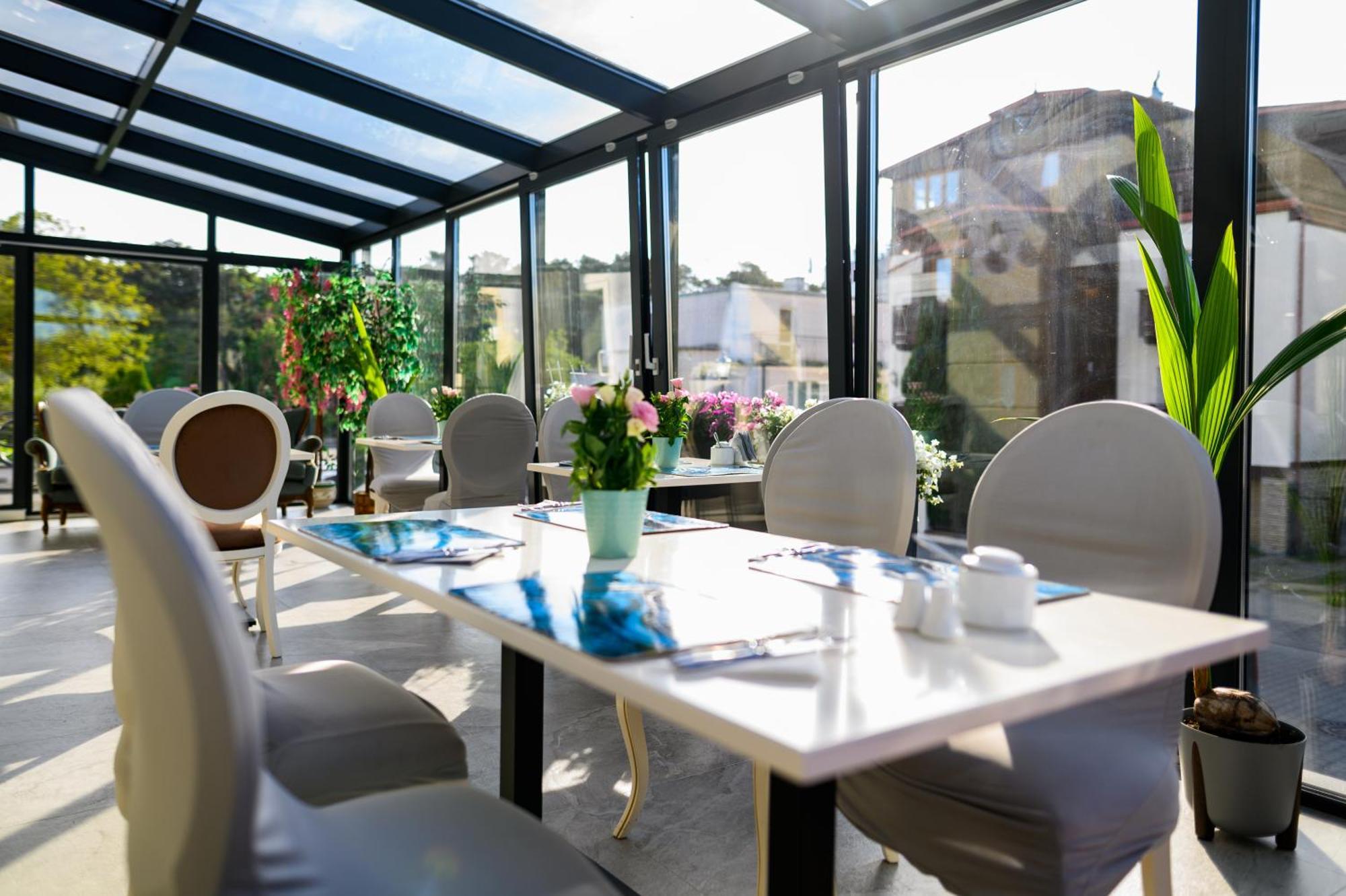 Moris Boutique Beach Hotel 格但斯克 外观 照片