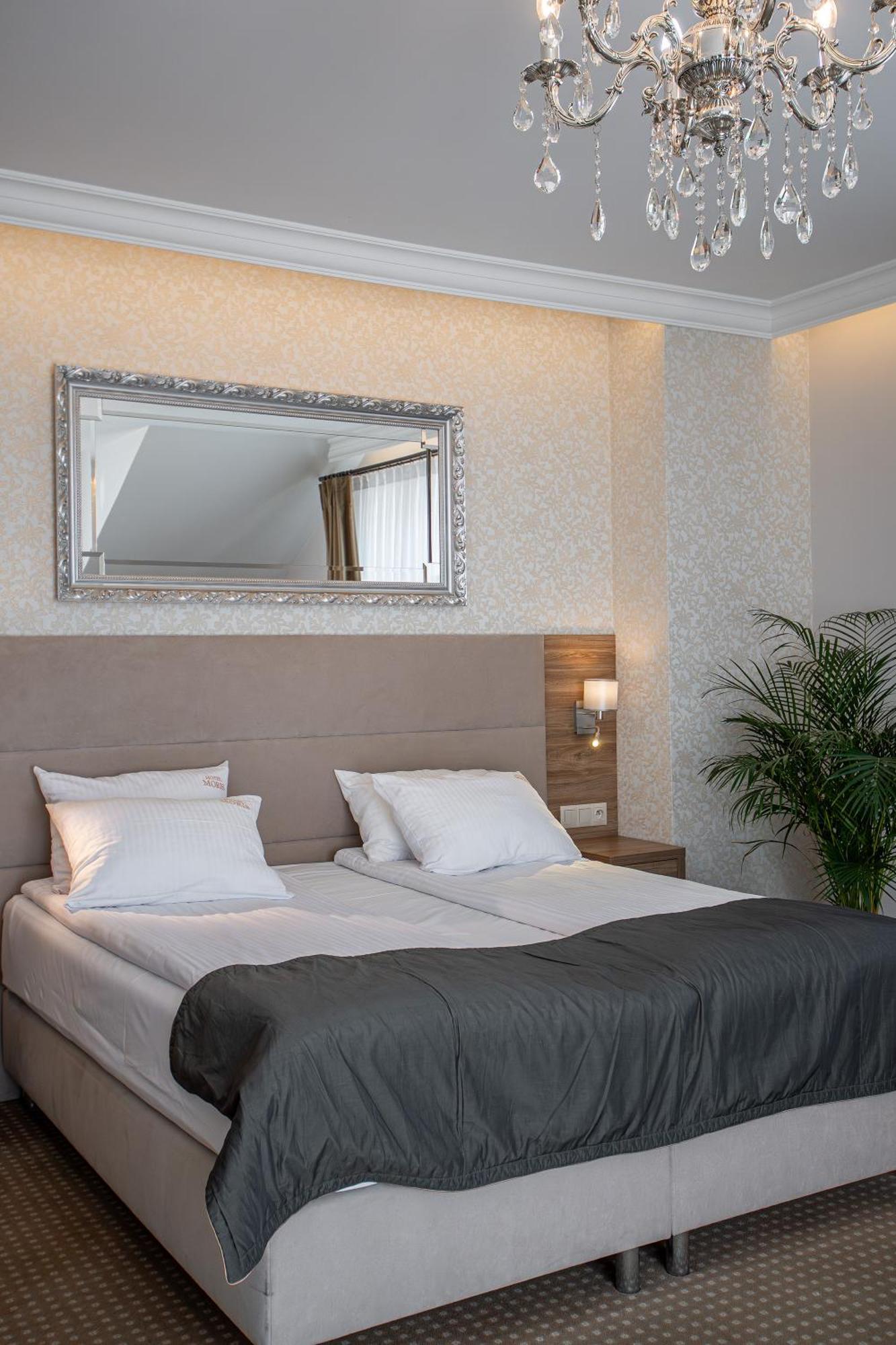 Moris Boutique Beach Hotel 格但斯克 外观 照片